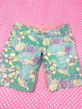 Vintage Y2K Tropical Sea Turtle Print Lily Pulitzer Bermuda Women’s Shorts